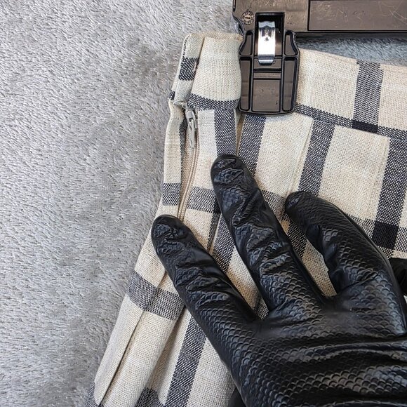 Vintage Cottage Tailor Skirt Womens 12 Beige Black Plaid Pleated Made USA 70s - Picture 6 of 8